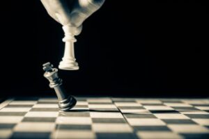 “Chess Robot Malfunction Causes Injury to Young Player’s Finger During Game”